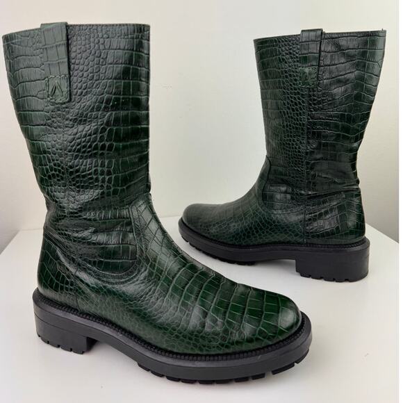 AQUATALIA Green Lilah Soft Croc Embossed Leather Pull-On Lug Sole Boot Size 5.5 - Picture 2 of 12